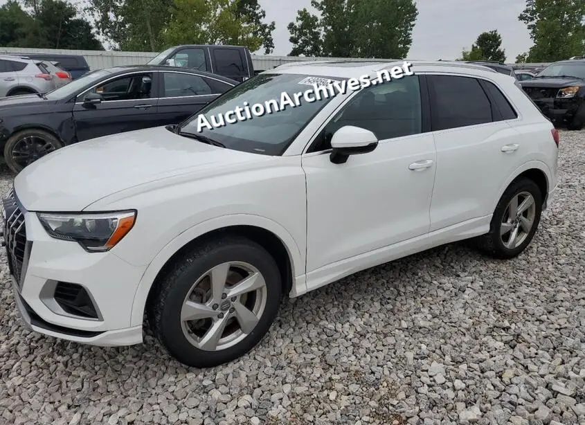 AUDI Q3 PREMIUM 2020 VIN: WA1AECF30L1029922