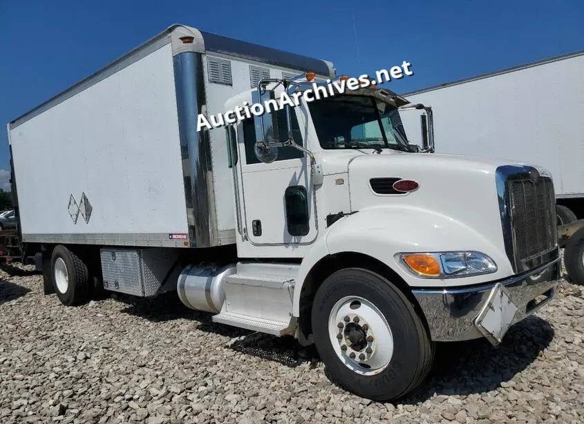 PETERBILT 337 2013 VIN: 2NP2HN7X0DM179949
