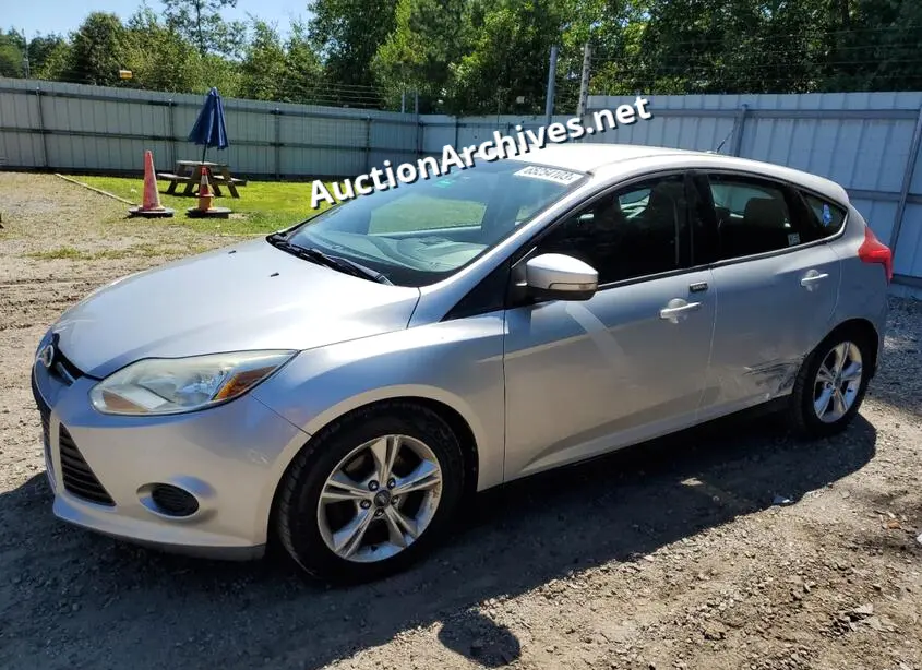 FORD FOCUS SE 2014 VIN: 1FADP3K22EL285048