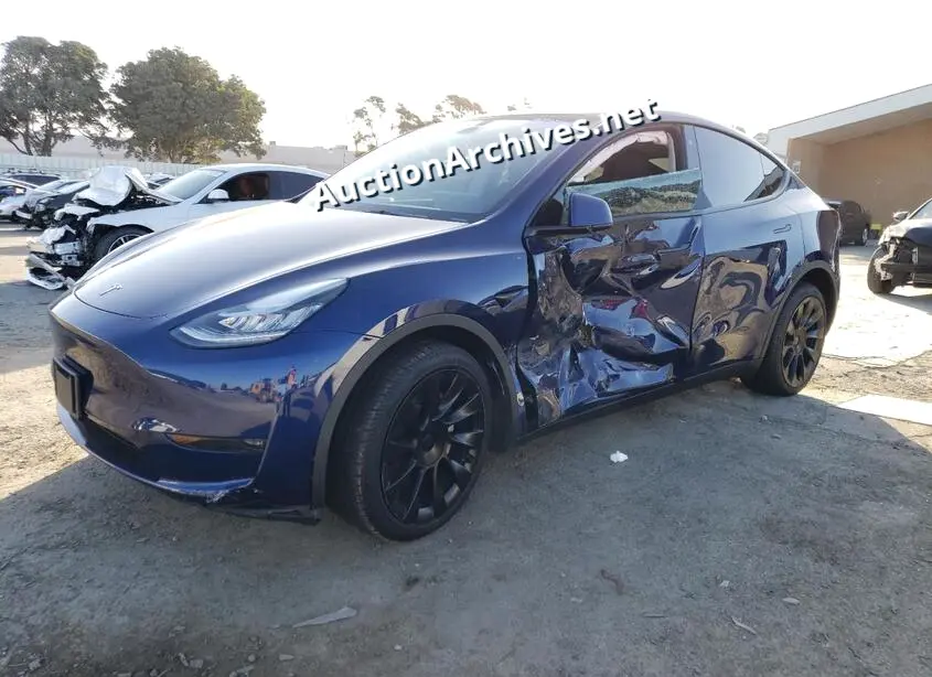 TESLA MODEL Y 2023 VIN: 7SAYGDEE0PA081197