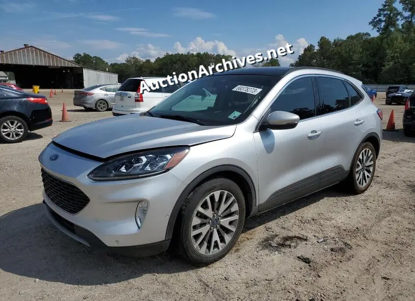 FORD ESCAPE TIT 2020 VIN: 1FMCU0DZ3LUB12438