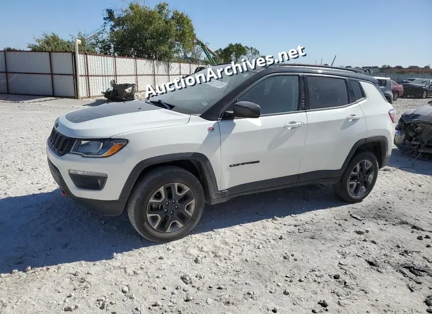 JEEP COMPASS TR 2018 VIN: 3C4NJDDB3JT451224