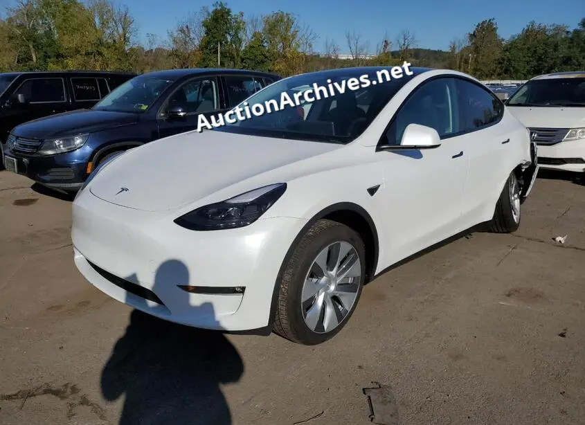TESLA MODEL Y 2023 VIN: 7SAYGDEE6PF859232