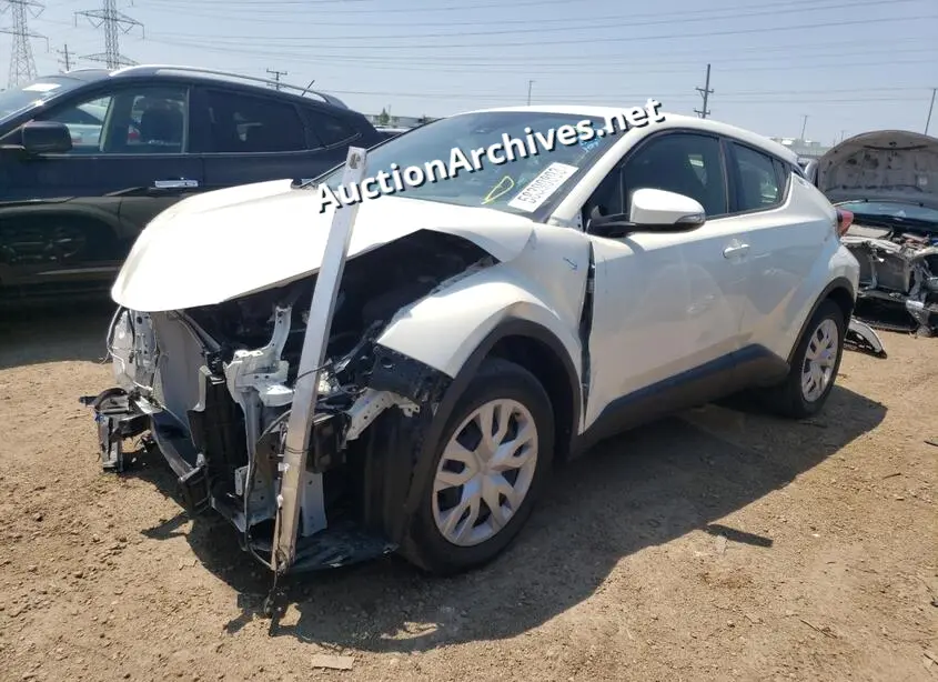 TOYOTA C-HR XLE 2020 VIN: JTNKHMBX0L1081112