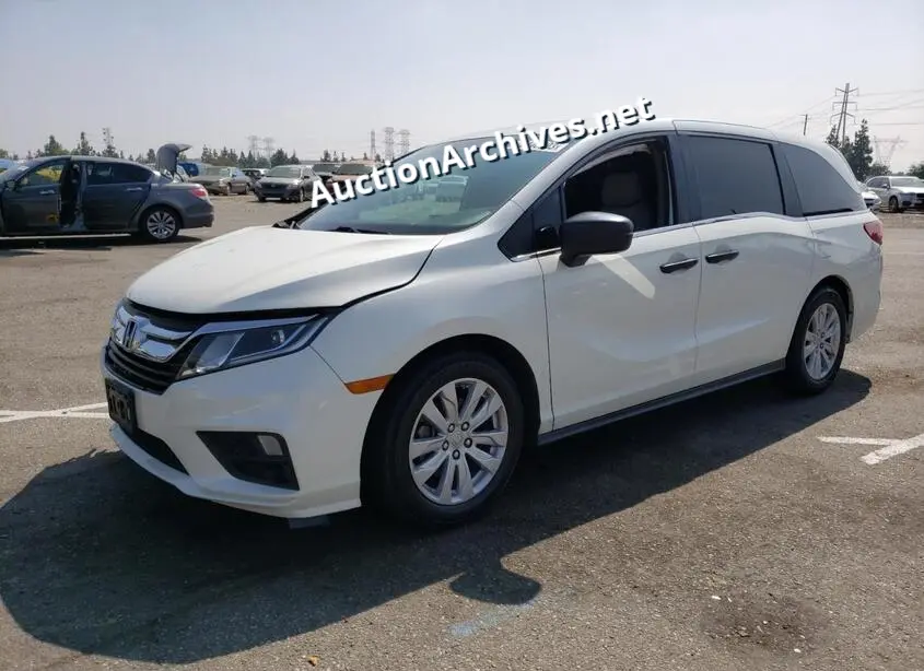 HONDA ODYSSEY LX 2018 VIN: 5FNRL6H26JB026449