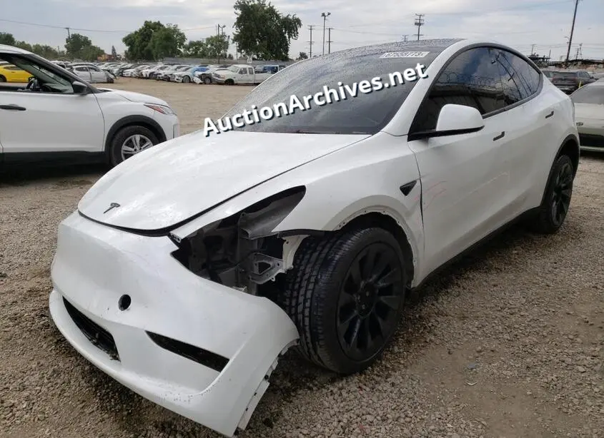 TESLA MODEL Y 2023 VIN: 7SAYGDEE7PA025371