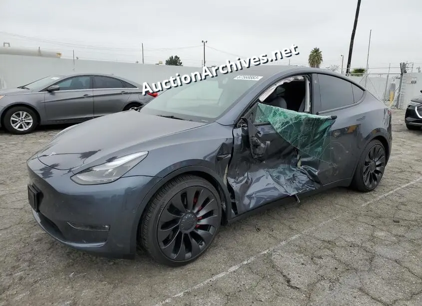 TESLA MODEL Y 2022 VIN: 7SAYGDEF1NF400082