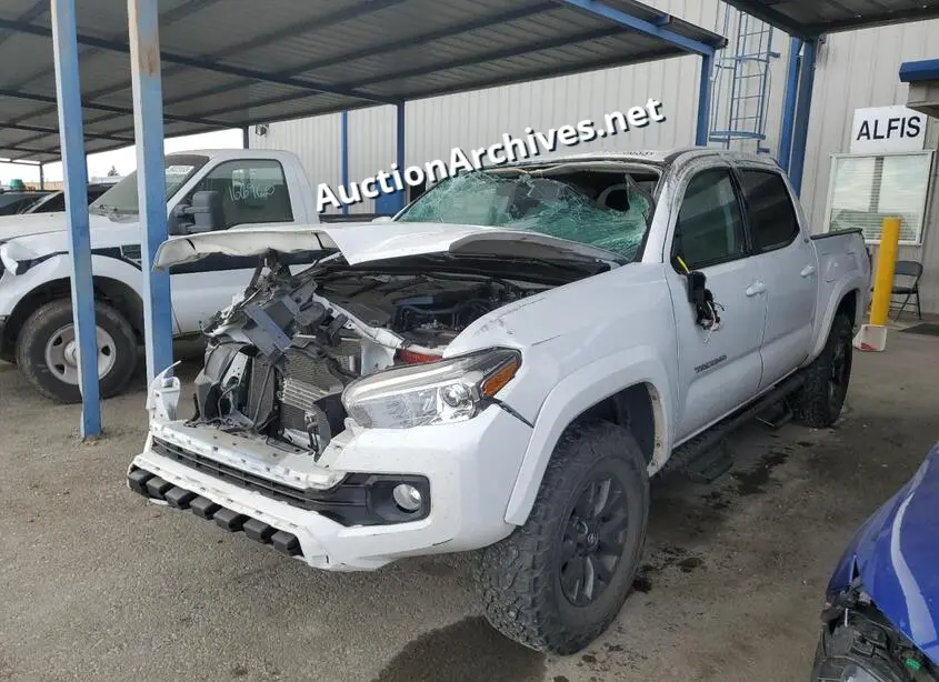 TOYOTA TACOMA DOU 2020 VIN: 3TMCZ5AN0LM290915