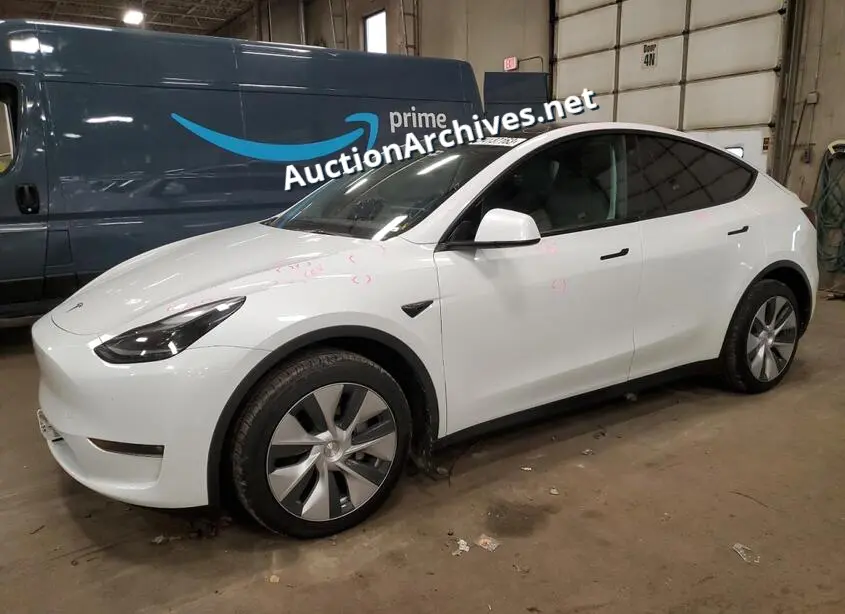 TESLA MODEL Y 2023 VIN: 7SAYGDEE9PF607409