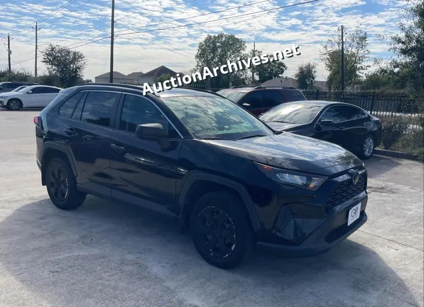 TOYOTA RAV4 LE 2019 VIN: JTMF1RFV8KJ011744