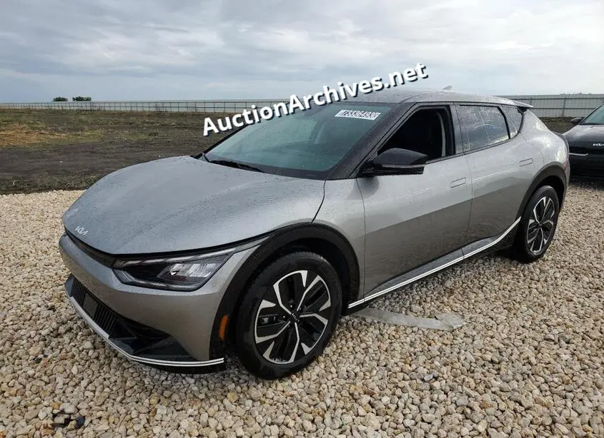 KIA EV6 LIGHT 2023 VIN: KNDC34LA4P5602445