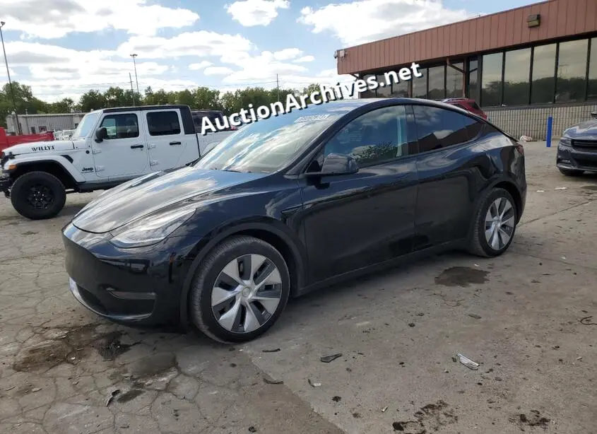 TESLA MODEL Y 2020 VIN: 5YJYGDEE4LF044230