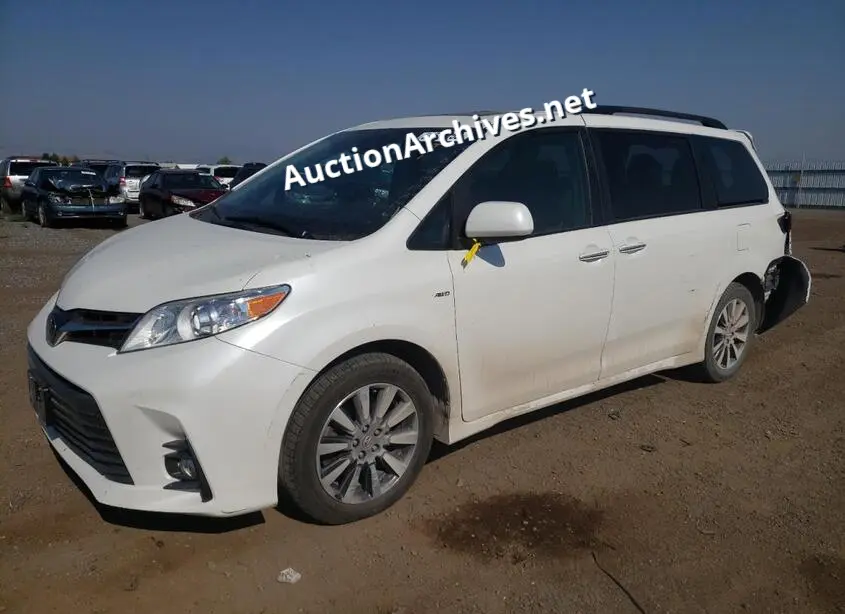 TOYOTA SIENNA XLE 2018 VIN: 5TDDZ3DC1JS205144
