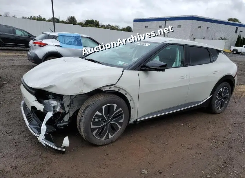 KIA EV6 LIGHT 2023 VIN: KNDC34LA6P5129275