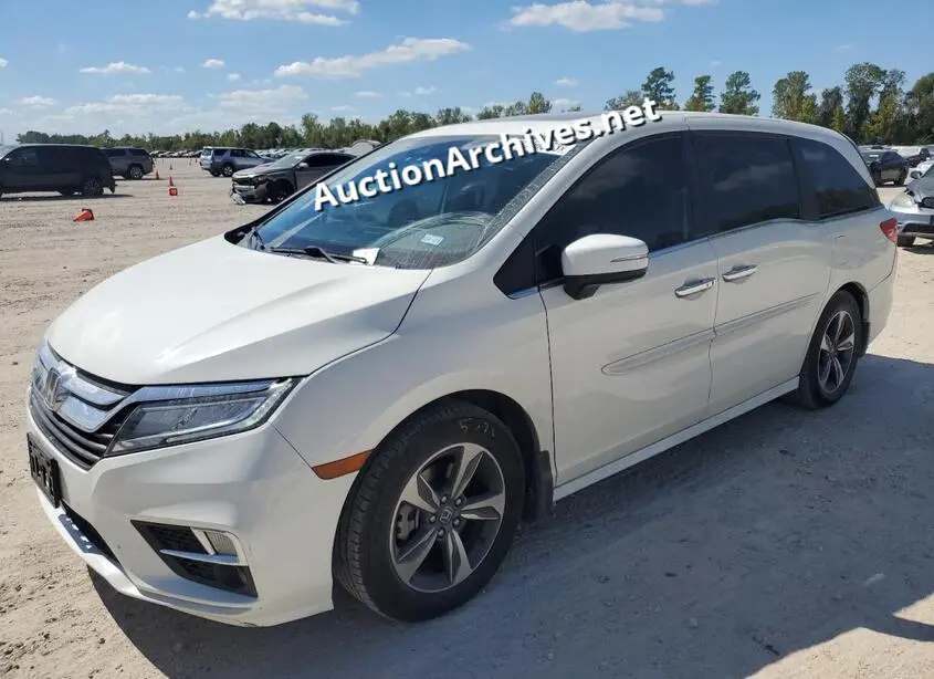 HONDA ODYSSEY TO 2019 VIN: 5FNRL6H84KB095484
