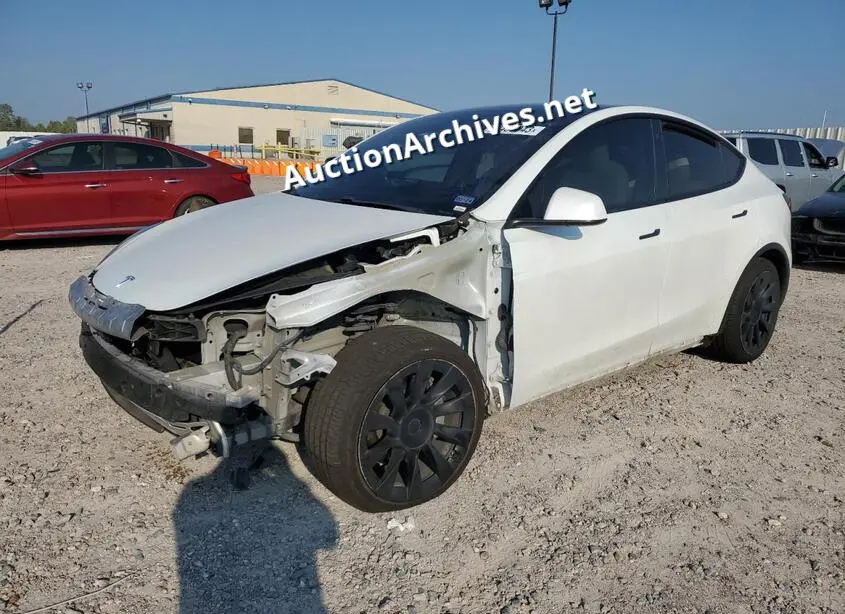 TESLA MODEL Y 2020 VIN: 5YJYGDEE8LF034736