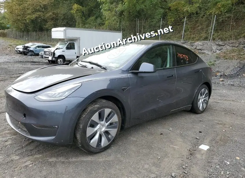 TESLA MODEL Y 2022 VIN: 7SAYGAEE5NF469184
