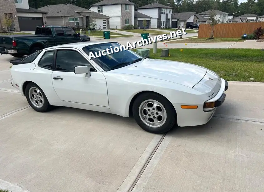 PORSCHE 944 1985 VIN: WP0AA0949FN451320