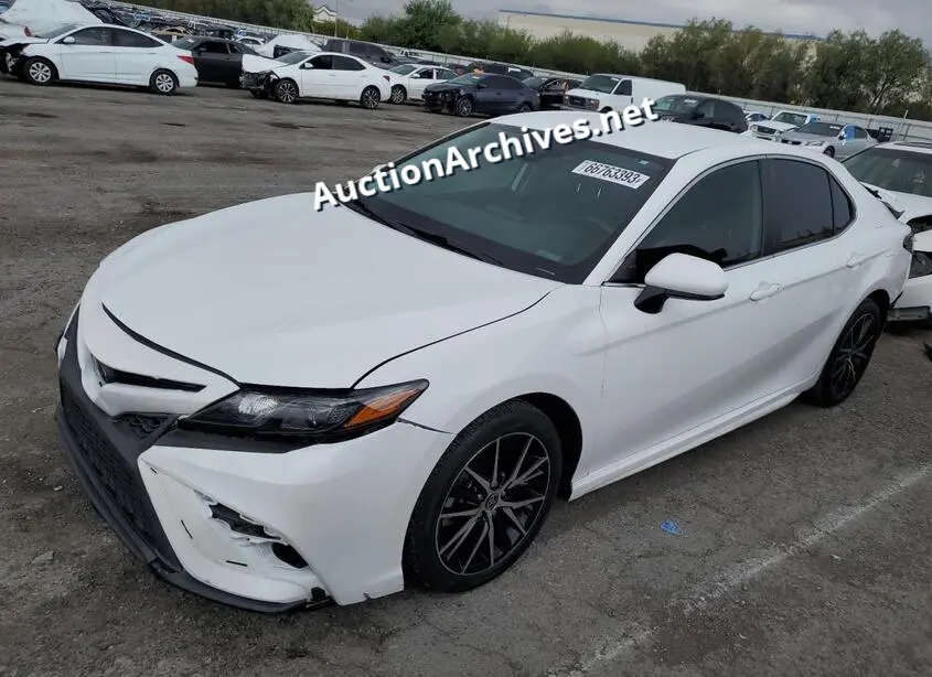 TOYOTA CAMRY SE 2021 VIN: 4T1G11AK3MU580680