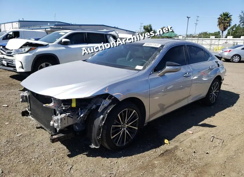 LEXUS ES 300H BA 2022 VIN: 58ADA1C17NU022106