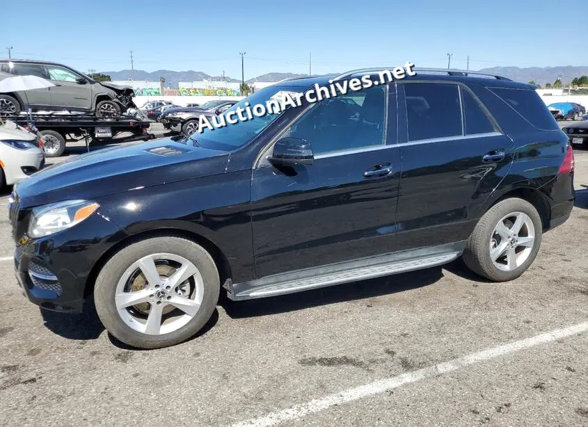 MERCEDES-BENZ GLE 350 2018 VIN: 4JGDA5JB2JB117656