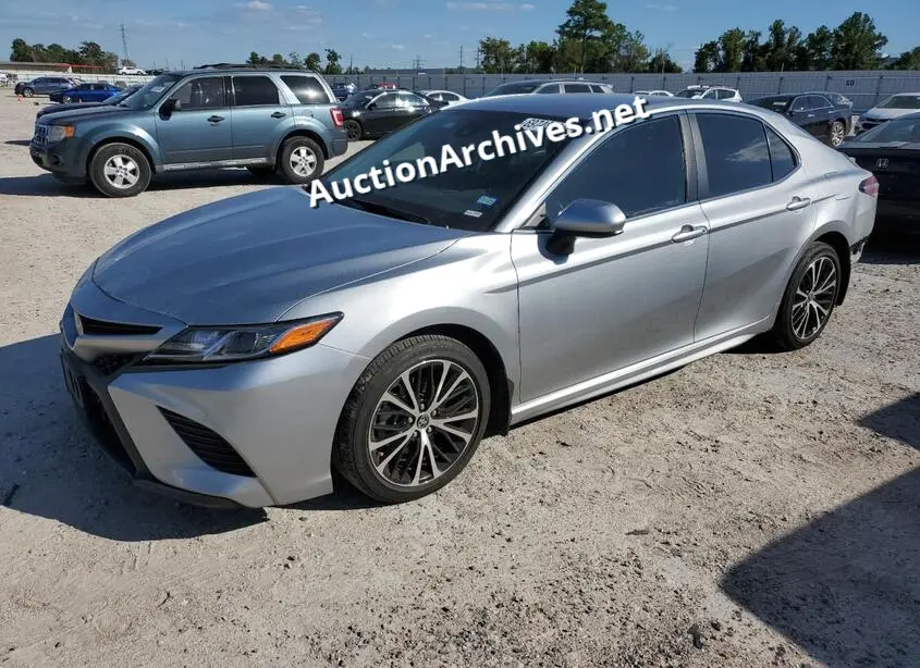 TOYOTA CAMRY SE 2020 VIN: 4T1G11AK3LU510496