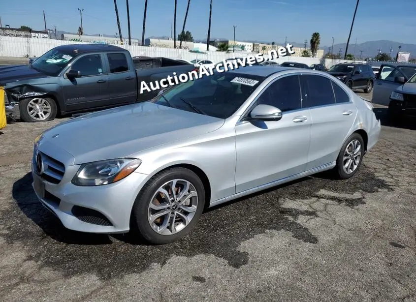 MERCEDES-BENZ C 300 2017 VIN: 55SWF4JB8HU234284