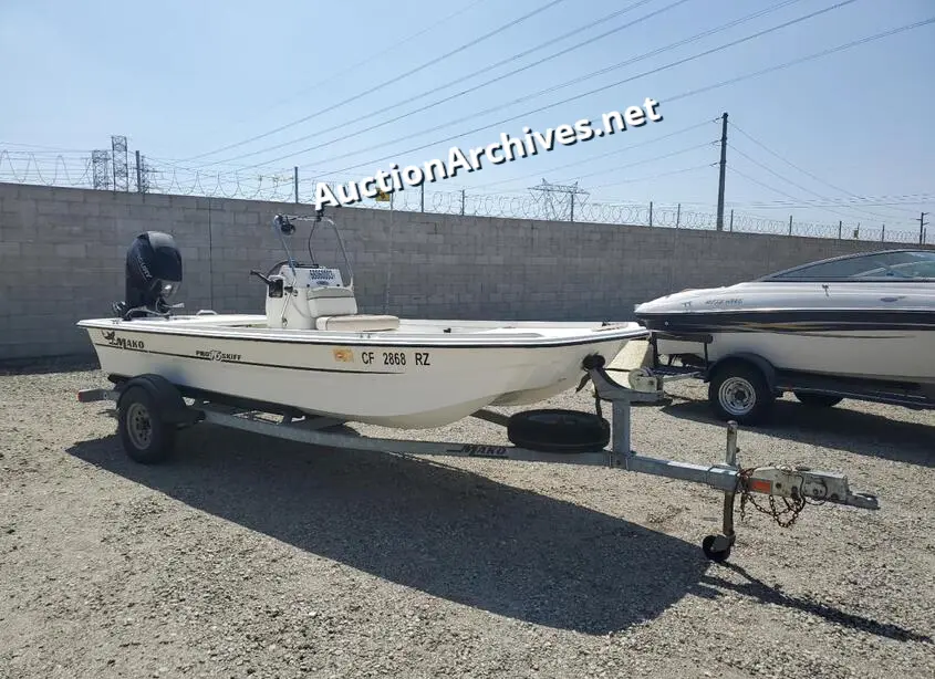 MAKO SKIFF 2016 VIN: BUJ91275L516