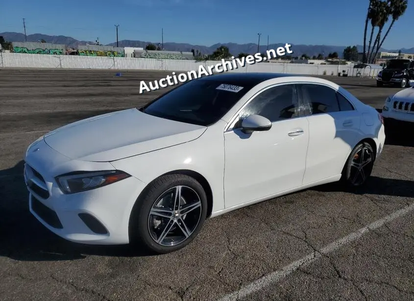 MERCEDES-BENZ A 220 2022 VIN: W1K3G4EB9NJ375810