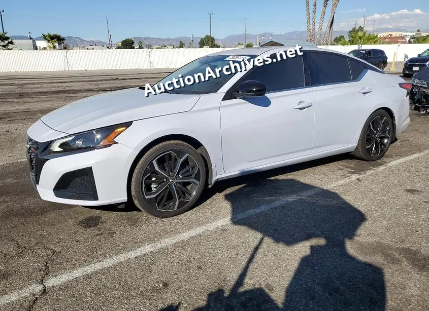 NISSAN ALTIMA SR 2023 VIN: 1N4BL4CV3PN375415