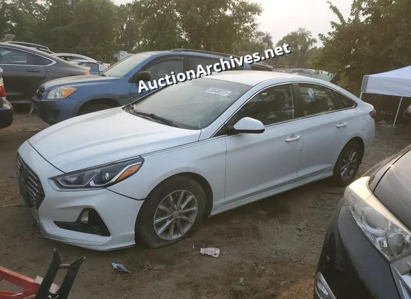 HYUNDAI SONATA SE 2018 VIN: 5NPE24AF1JH598498