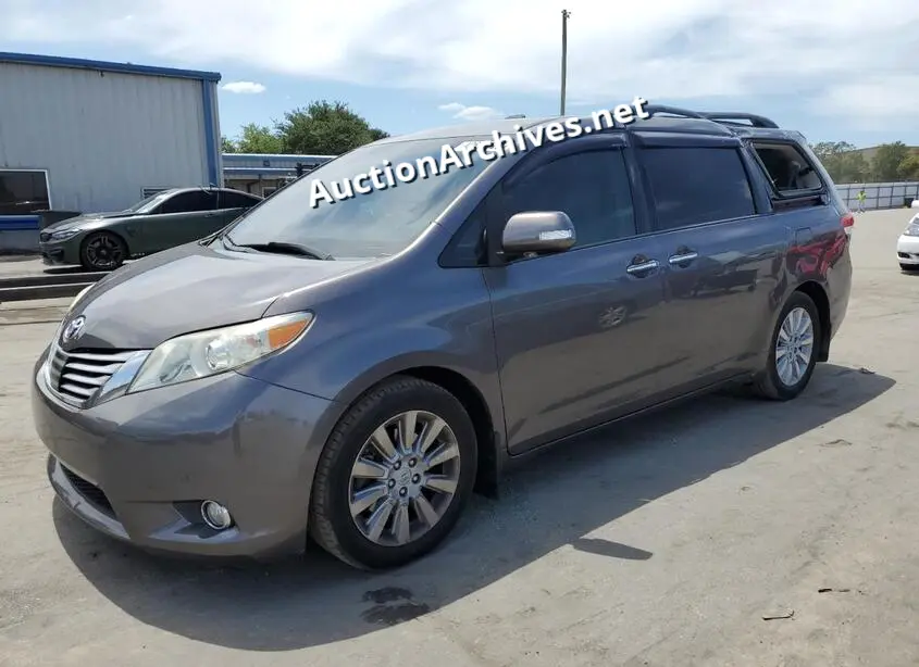 TOYOTA SIENNA XLE 2013 VIN: 5TDYK3DC4DS311940